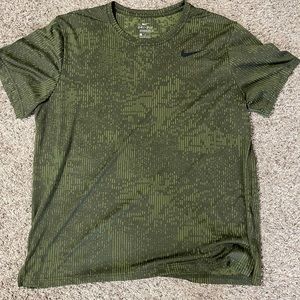 Nike Drifit tshirt in like new condition